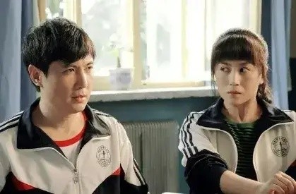 马丽：27岁成名，36岁嫁小10岁丈夫，因一部电影与沈腾避嫌6年