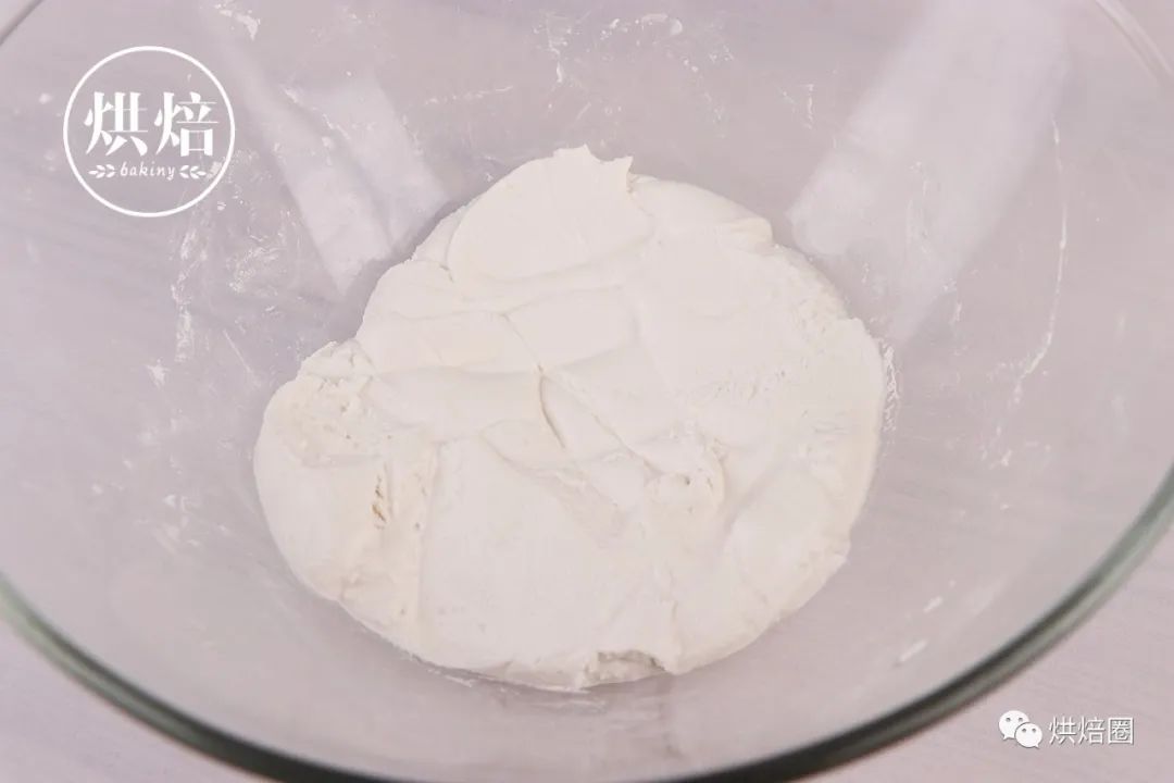 消耗粘米粉 做成可以层层撕着吃的娘惹九层糕，简单美味