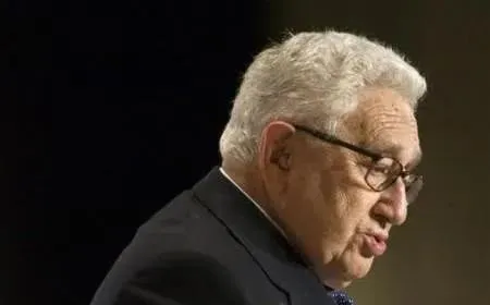 美国霸权大厦要倒了，引起了迟暮之年的基辛格