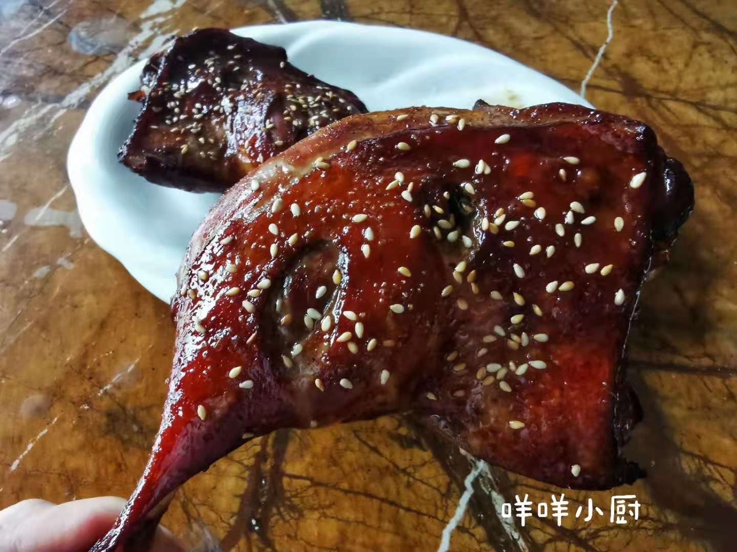 处暑到暑气渐消，吃鸭肉生津润秋燥，最喜欢这种懒人吃法，真香