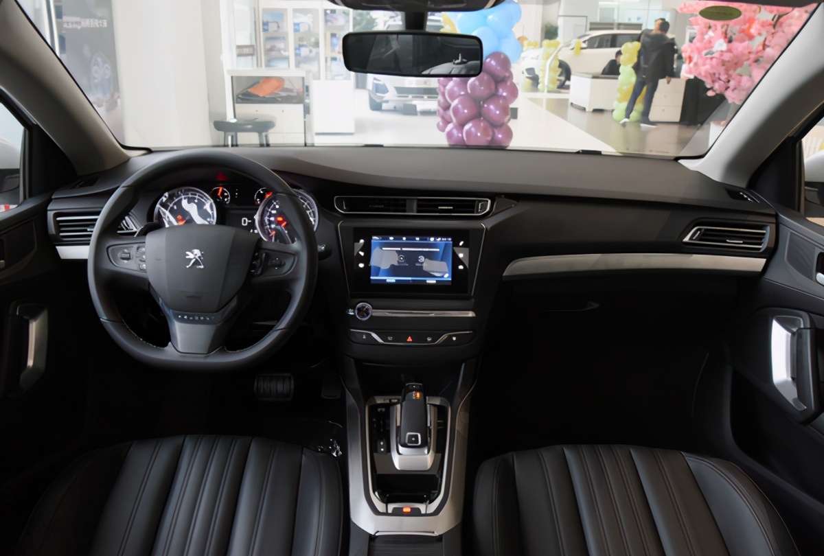 东风标致408，1.2T三缸136马力，能满足普通家用么