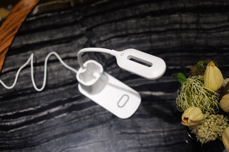 台灯/无线充电座/笔筒 FSL小易多功能无线充电台灯