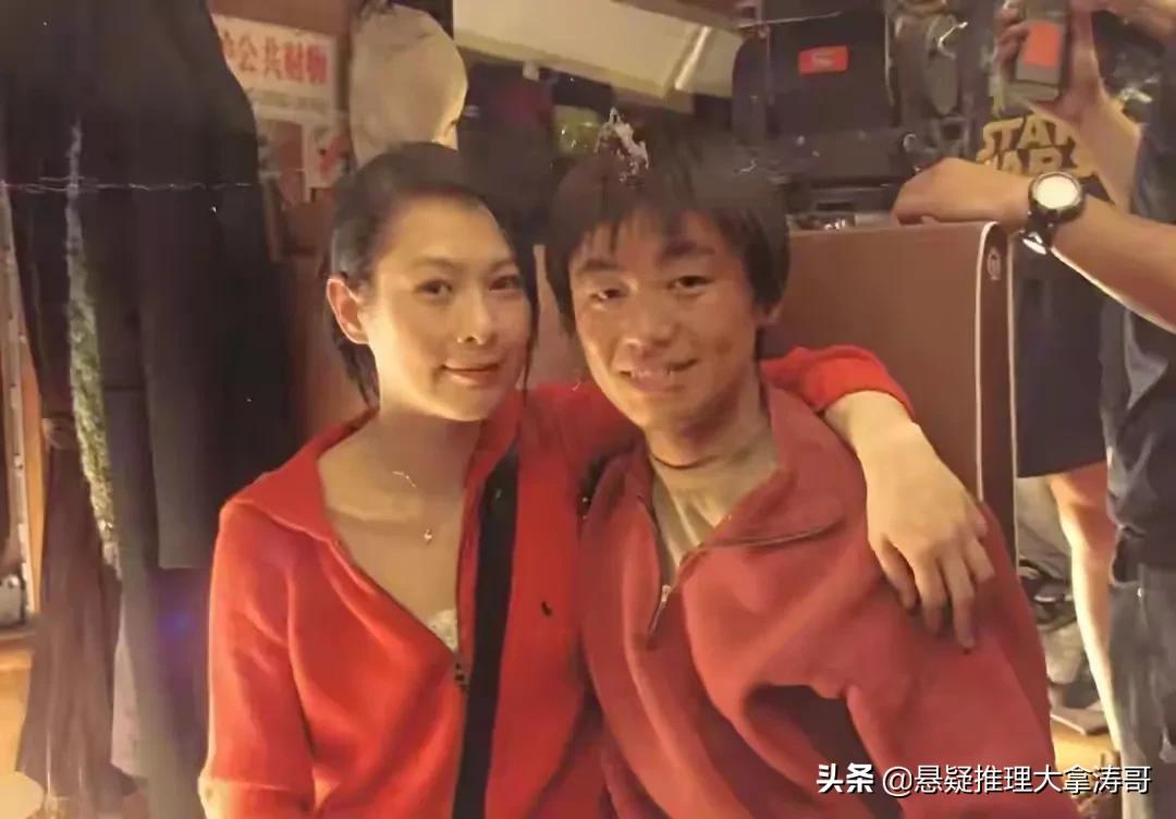 冯小刚提携的两个农村娃，从草根到顶流一路逆