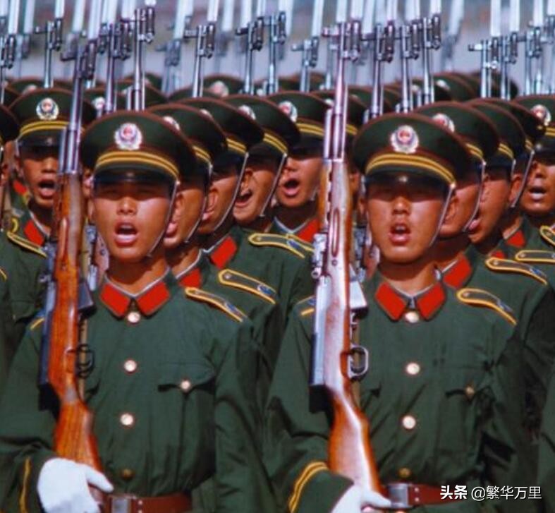 围歼东北二王兄弟，1983年，为何抽调了3万多军警