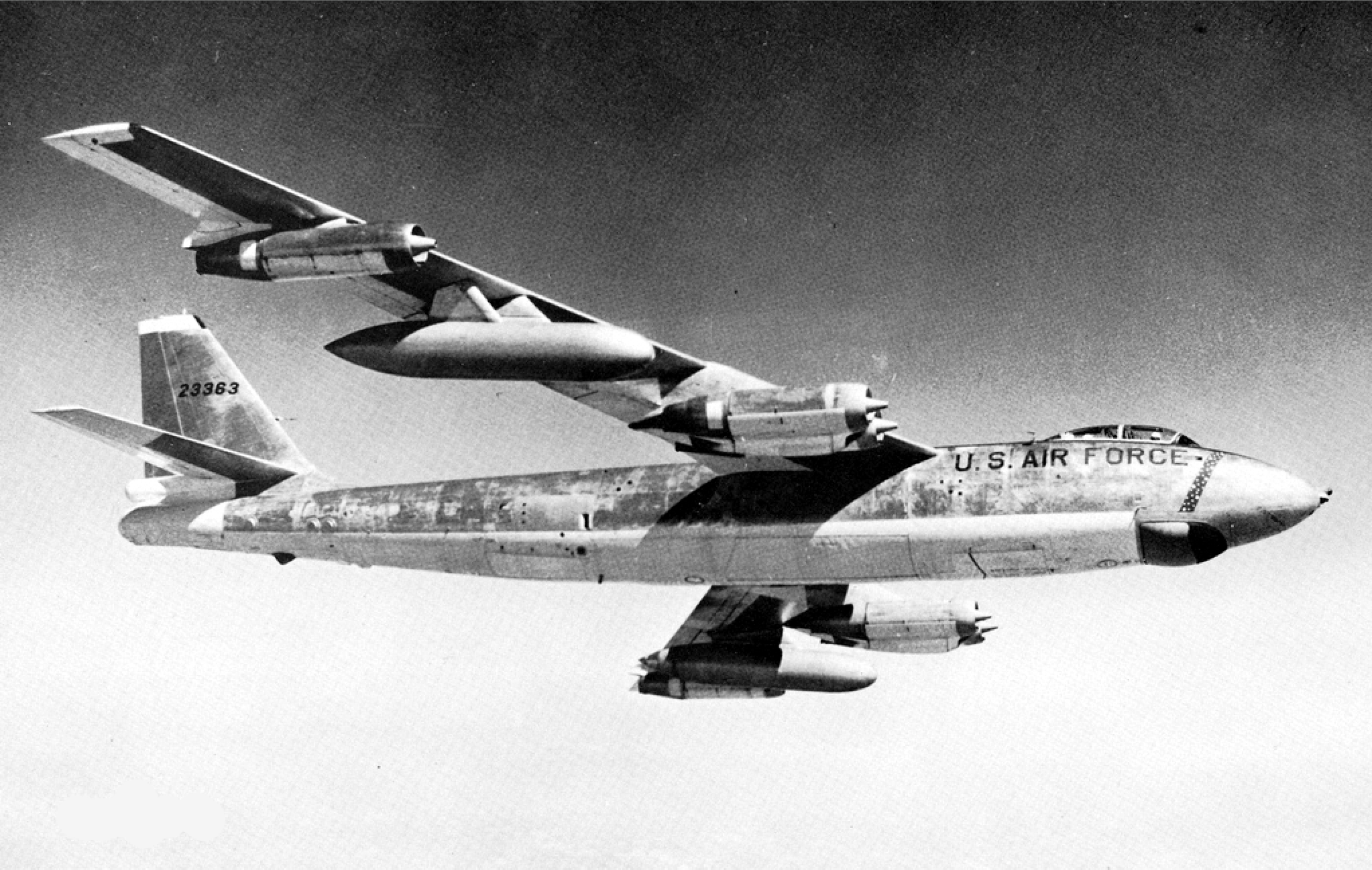 1958年美战机撞上轰炸机，360万吨当量氢弹被扔美门口，失踪至今