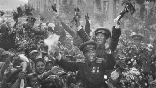 朝鲜战争初期，朝鲜究竟有多少兵力，为何能将韩国打得无招架之力