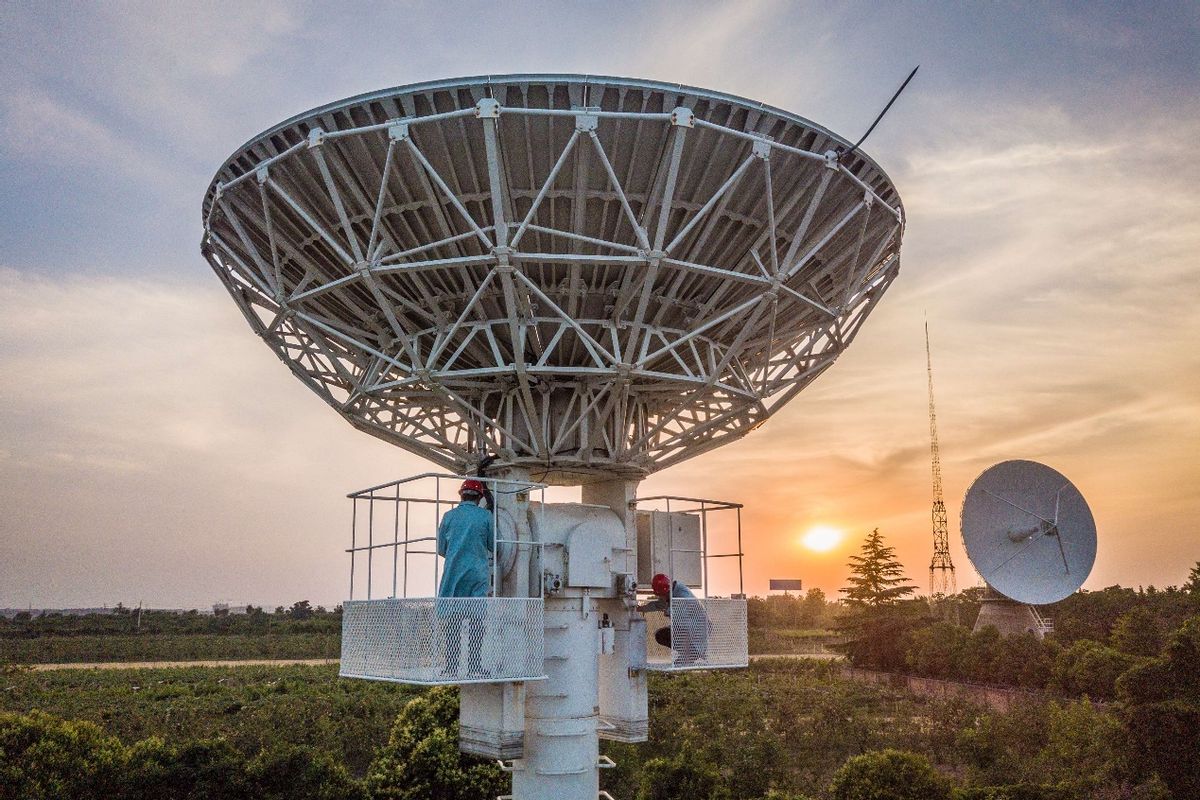 �̱������й���Ͷ200�ڽ����������������������ж����������