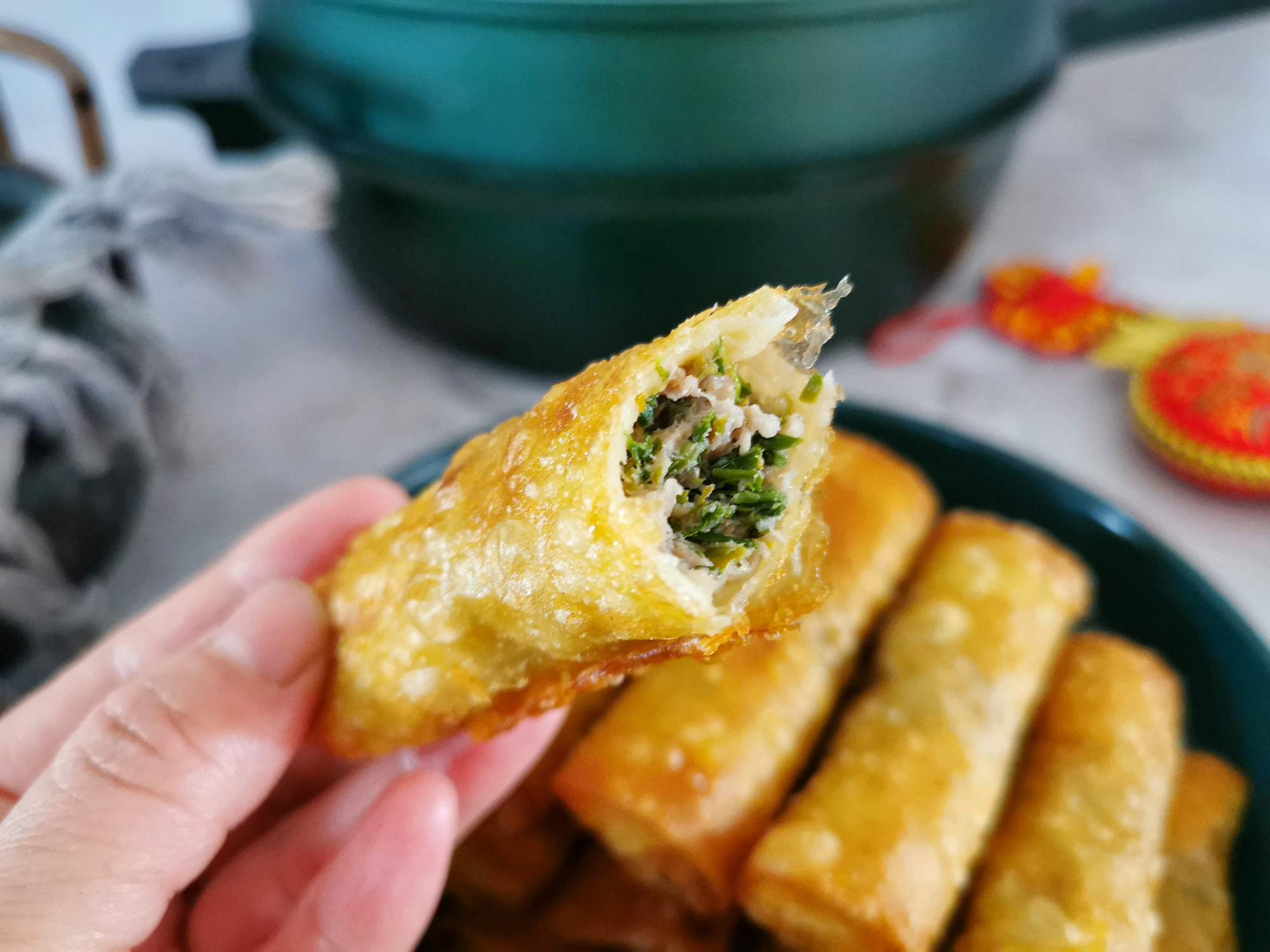 快立春了，教你春捲懶人做法，無需揉麵，我家最愛薺菜豬肉餡兒