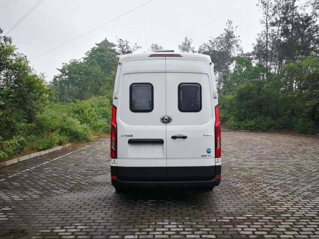 全車(chē)軟包，國(guó)六標(biāo)準(zhǔn)，舒欣大通V90B型房車(chē)，車(chē)旅通勤兩手抓