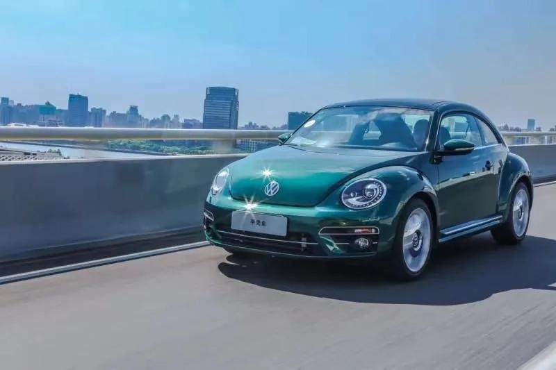 2022款大众甲壳虫曝光,2.0t 8at,20万你还会买吗?