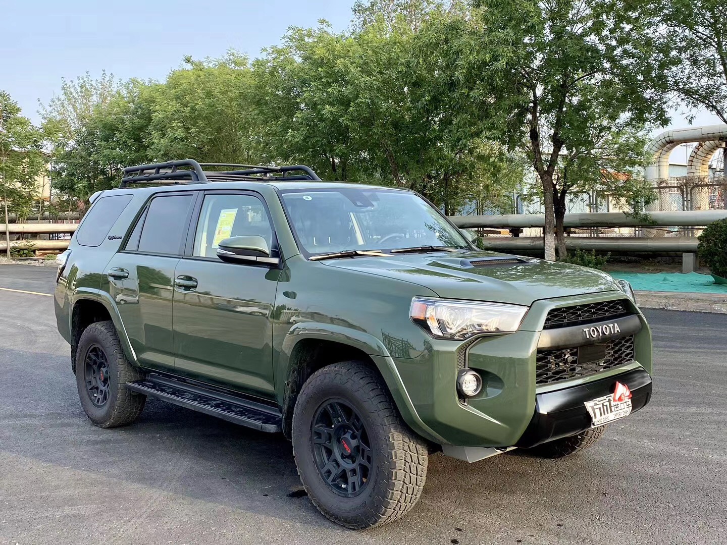 加版丰田超霸4runner军绿色配置性能报价