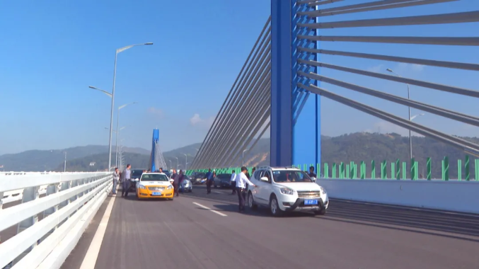 鳌江五桥通过交工验收