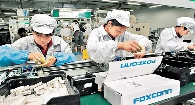 无耻至极，富士康背弃祖国而后又回来求救？