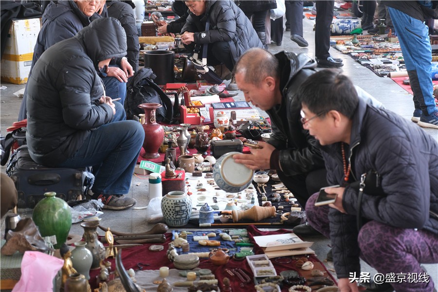 春节过后沈阳鲁园古玩城生意火爆