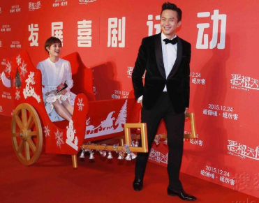 翻车了！邓超结婚纪念日秀恩爱引争议，孙俪的