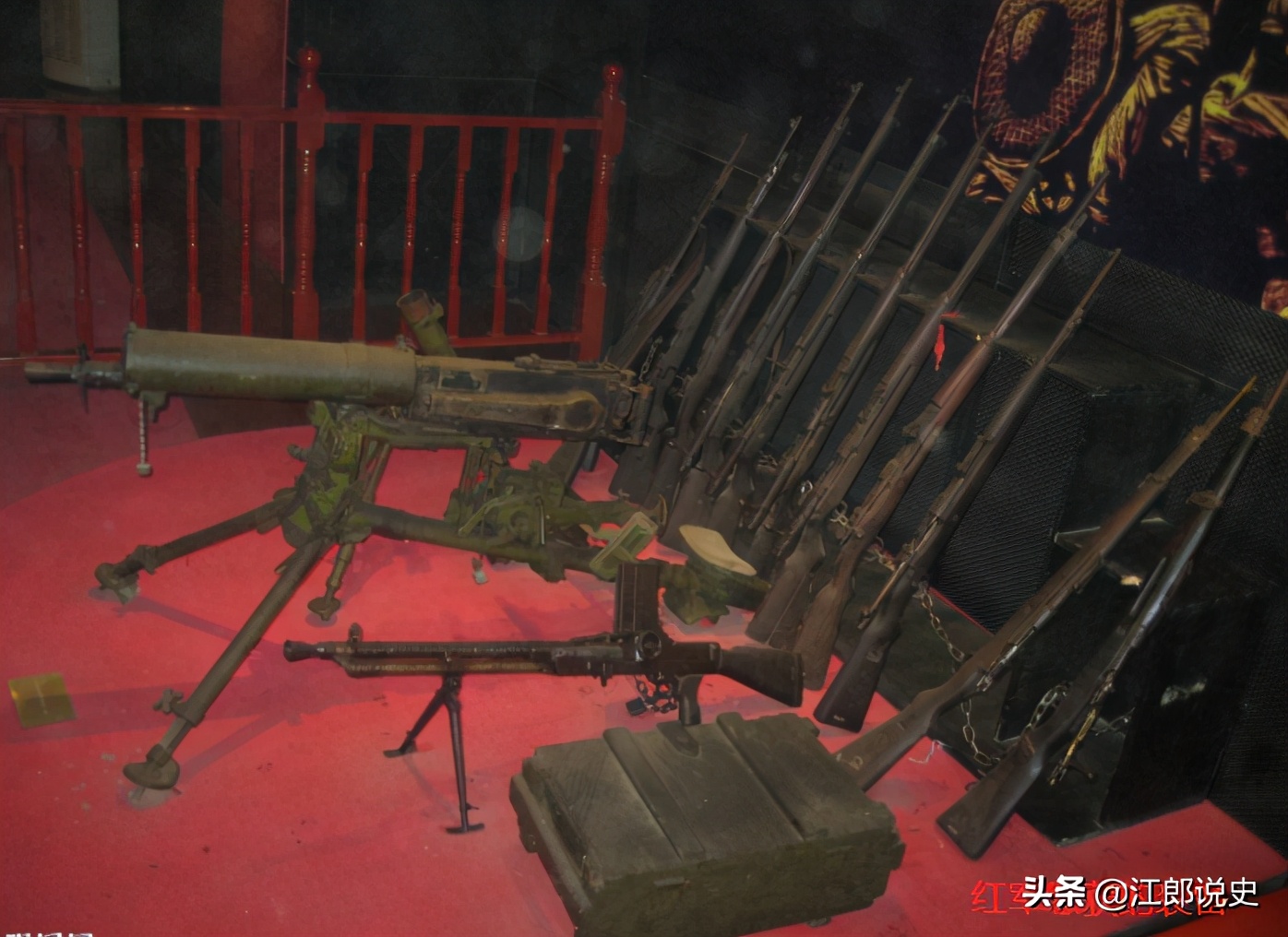 詹才芳的勤务兵成了上将，本人却是中将，授衔后三位上将给他敬礼
