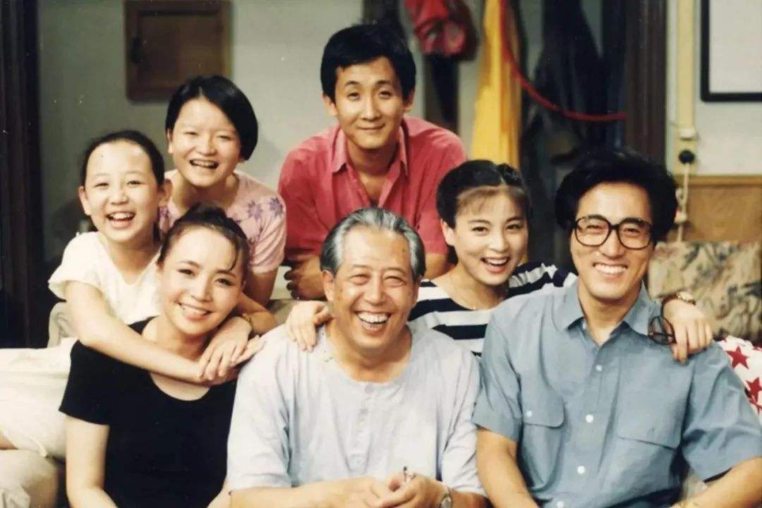 那时王朔事业风光无限，舞蹈演员爱妻还在身边，女儿刚刚四岁