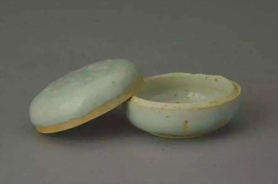 男人能不能化妆？自然美还是素颜美？古人有话