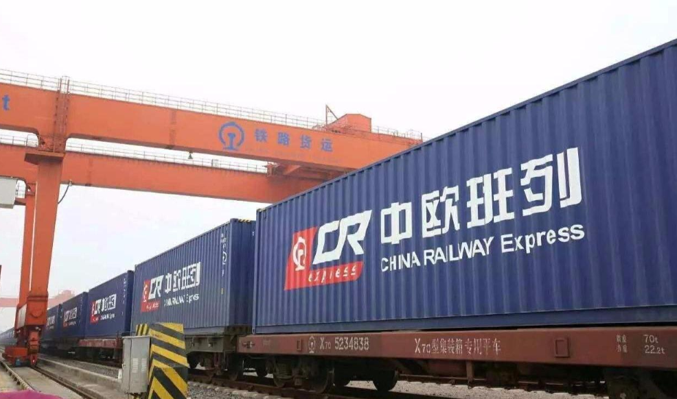 这回打到痛处了，欧洲多国称中国制裁不可接受，华春莹：礼尚往来