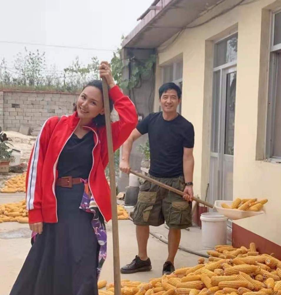 “寒门贵媳”程莉莎的蜜罐婚姻：婆婆的“卑微