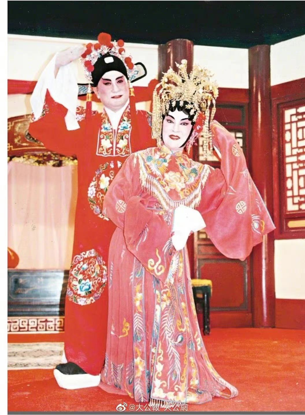 林峯悼念李香琴亲切喊奶奶，在《溏心风暴2》饰演对方最爱的孙子