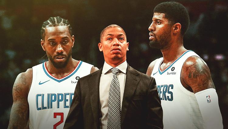 Sports god judges: Basket net desolate 3 people group