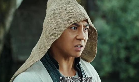 曾火遍全國的釋小龍，從童星“墮落”為跑龍?zhí)祝?jīng)歷了什么？