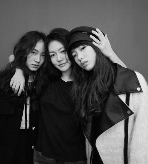 小S三女儿合体摇钱，大女儿厌世，二女儿清甜，