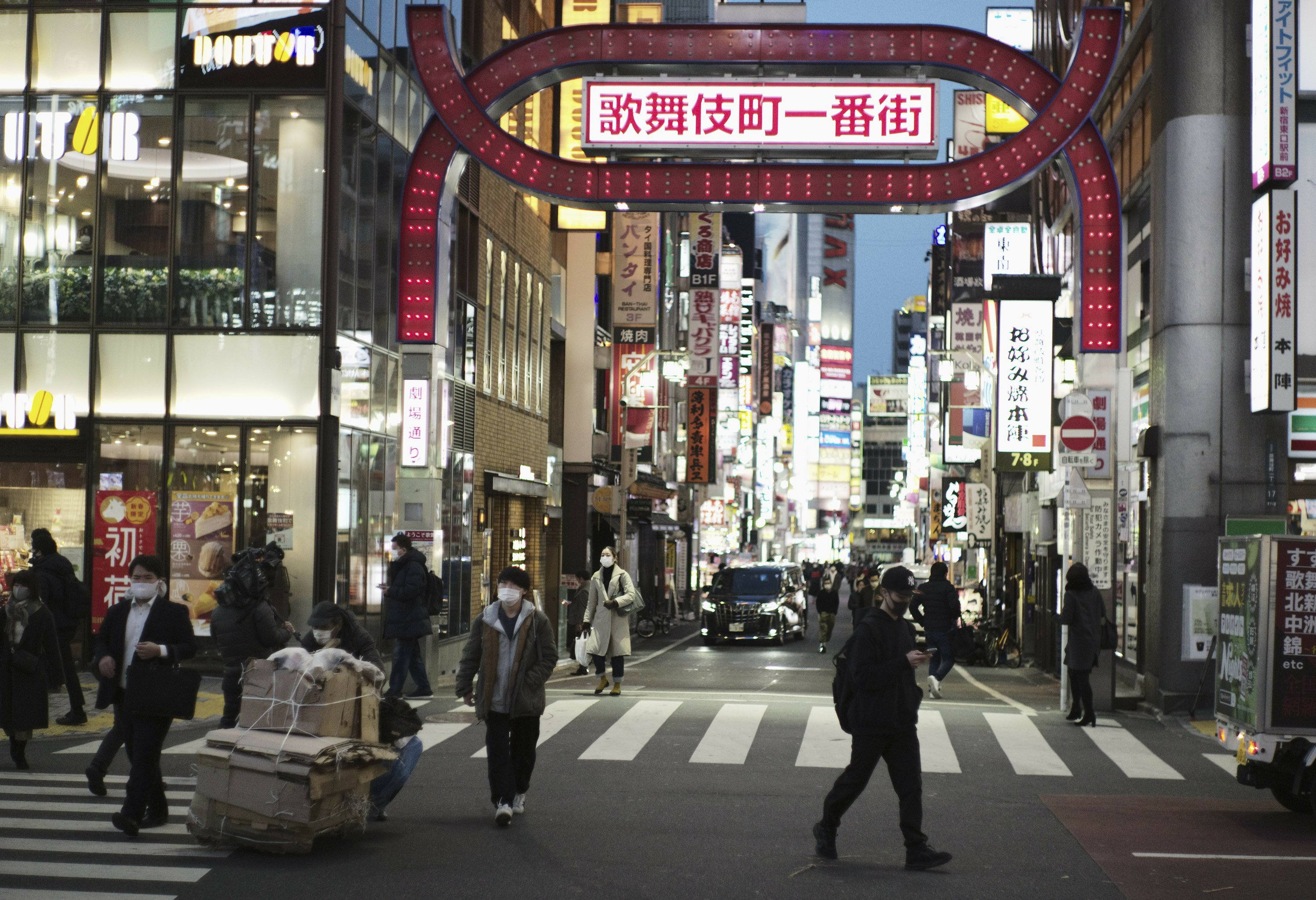 東京要變鬼城！日本放出風(fēng)來，為辦奧運(yùn)會(huì)只能舉國(guó)一致拼死一搏了