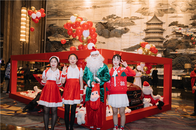 阜陽富力萬達嘉華酒店2020圣誕點燈儀式開啟冰雪奇緣圣誕季