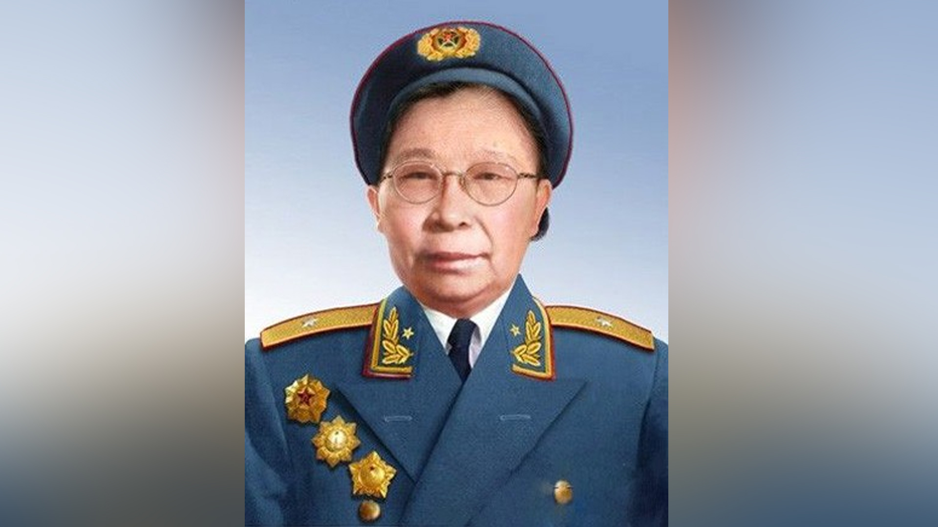 李贞传奇童养媳被丈夫毒打不堪其辱怒参军29年后成开国将军归来探亲