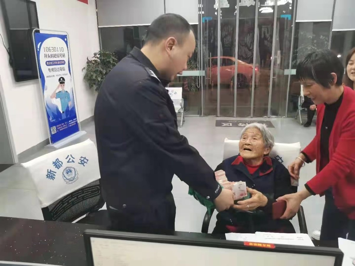 9Сʱ¶԰ɳΪȺʧʮԪ