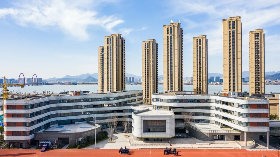 高新区(滨江),World-class