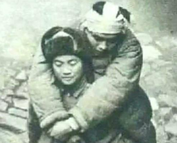 1994年河北一妇女去住院，因没钱治疗身份曝光：