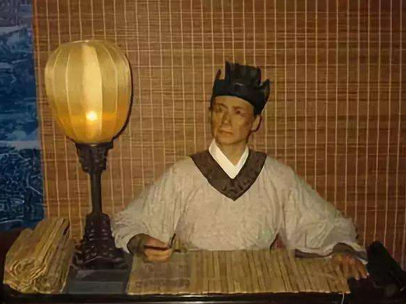 一代文学家班彪，如何于乱世中存活，编写史书