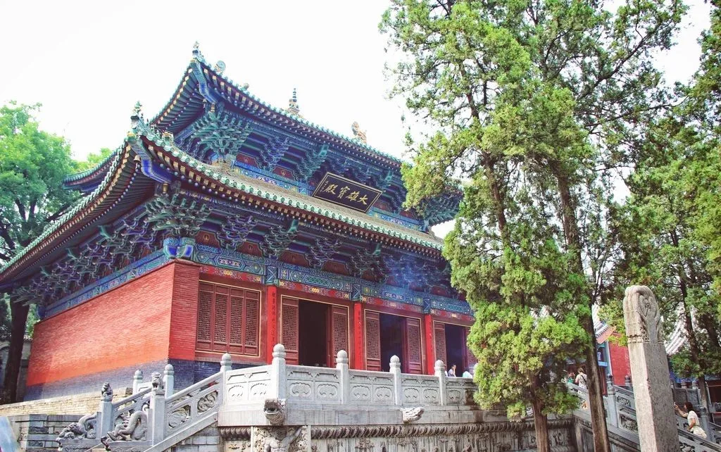 森马多事之秋：上半年关店700家、国潮联名款被少林寺指责侵权