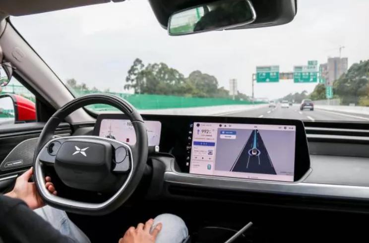 蔚来、理想、小鹏，谁能让你放弃燃油车？