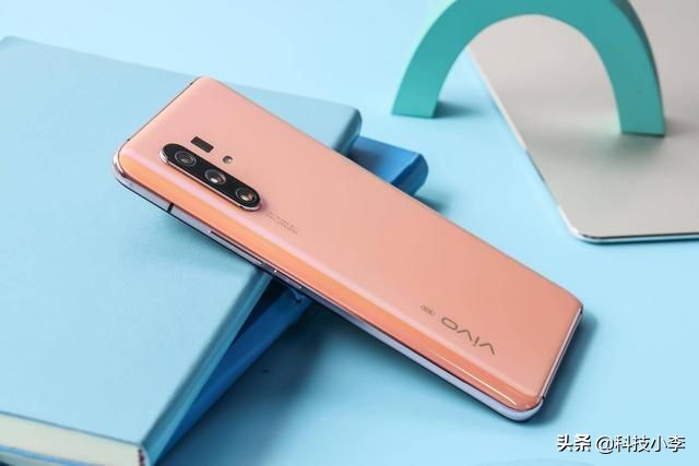 vivo X30系列产品宣布公布，价钱感人至深，网民：无可奈何