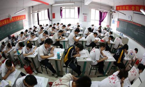 北大“断档”，多所名校“爆冷”，低分录取“捡漏”