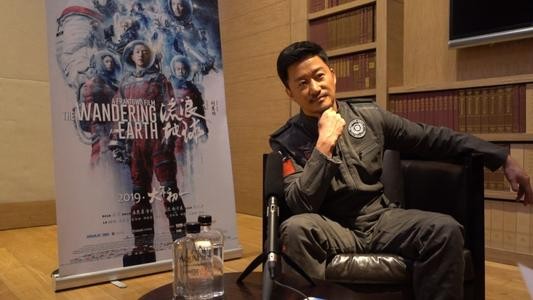 硬汉吴京的蜜糖婚姻：20亿身价背后，是妻子谢楠的一句“我养你”