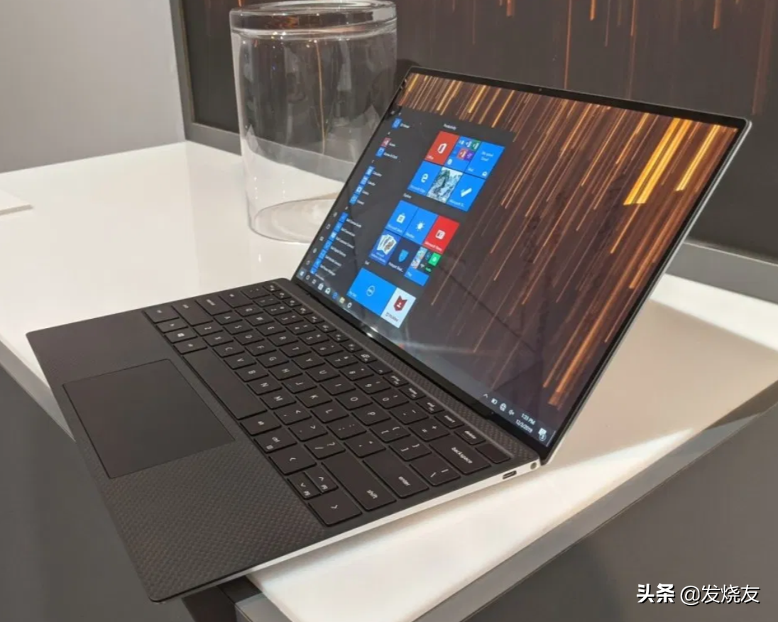 Dell 公布新XPS 13 9300笔记本电脑，16：10黄金分割比例屏、续航力19钟头