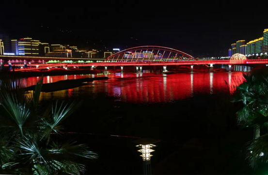 甘肃省武都区：武都夜色——桥的浪漫