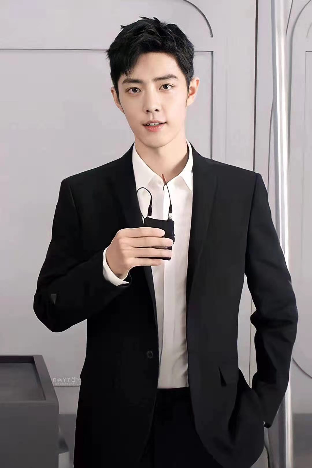 Xiao Zhan breaks up sing " broken silkworm " ! Expose to the sun " bottle collect " OST transcribe ends, sing 3 song in all