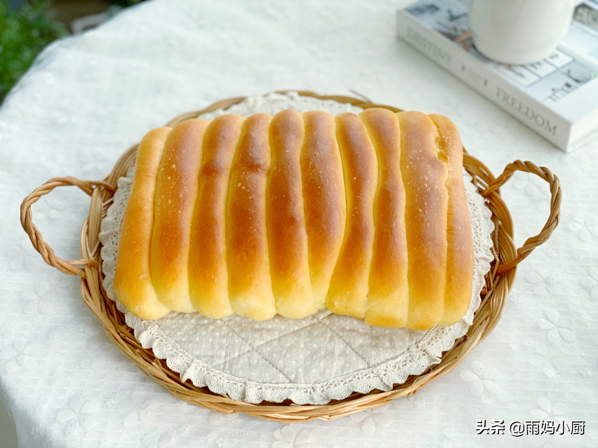 不加1滴奶，超簡單的奶排麵包，奶香濃郁鬆軟又拉絲，全家都愛吃