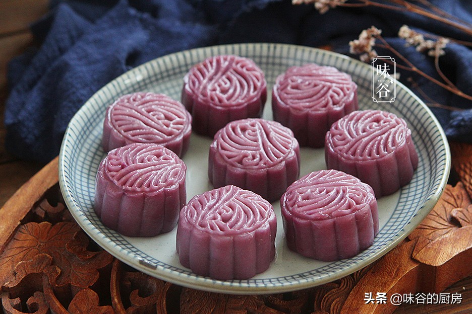 中秋节快到了，不用烤箱也能做月饼，配方比例告诉你，营养好吃