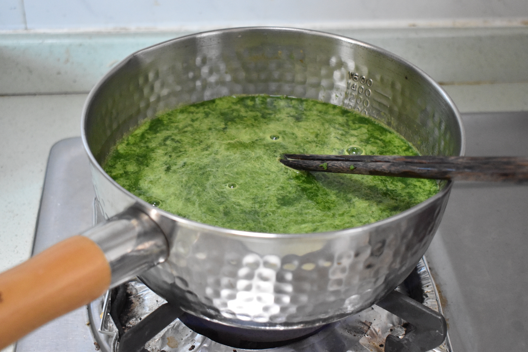 三伏天闷热湿气大，我家常用它做消暑甜品，清热祛湿，全家都爱吃