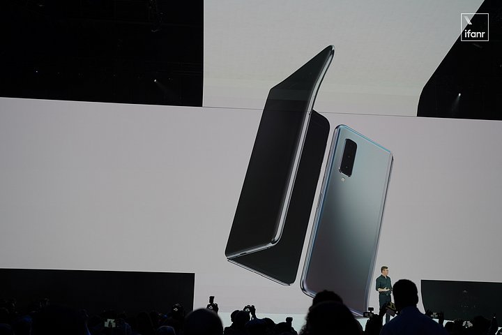 三星 S10 发布会汇总：除了 S10 系列，还有售价破万的折叠屏手机