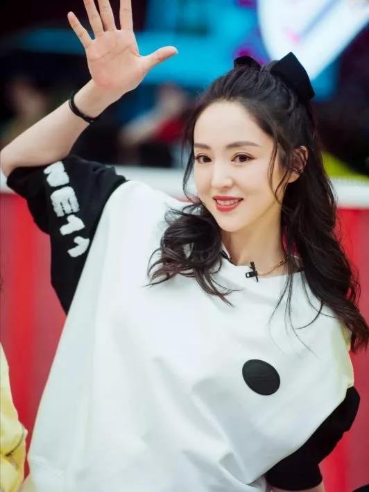 " elder sister 2 " Cheng Lisha is too lovely! Ming Xuefa character turns over full-court hey, yellow Xiao Mingwei laughs at approve of! 