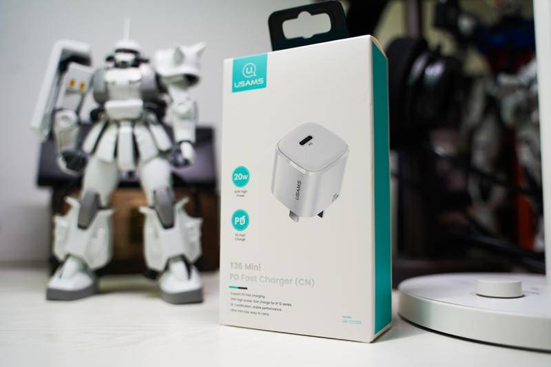 iPhone12全系环保不给充电头，68元告别苹果不讲武德