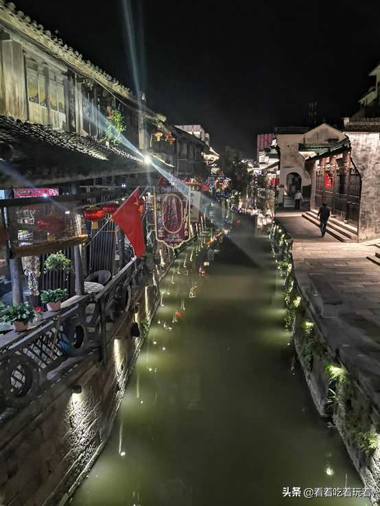 A day trip to Wuzhen and Xinshi ancient towns